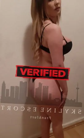 Annette tits Prostituta Milharado